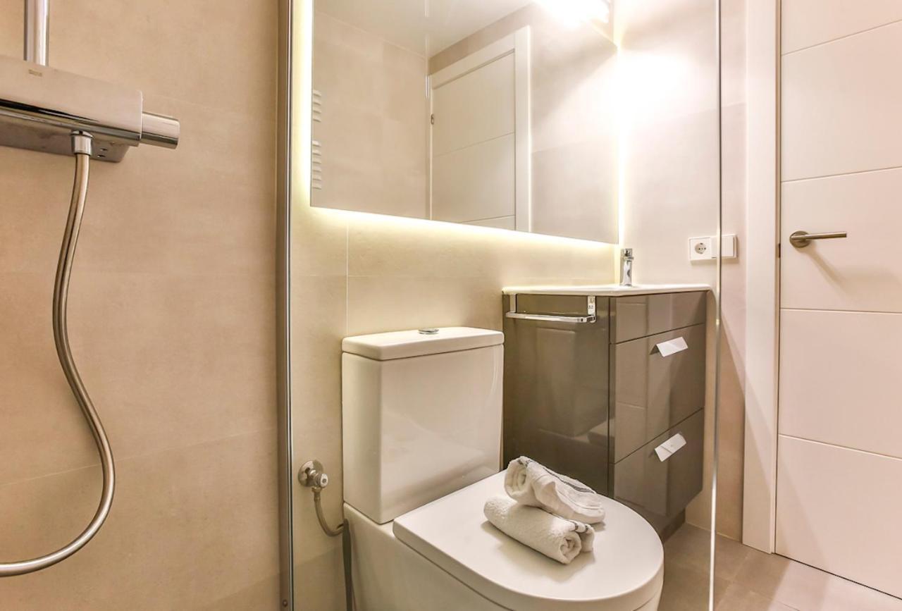 Magnifico Apartamento - Primera Linea De Mar Calafell Bagian luar foto