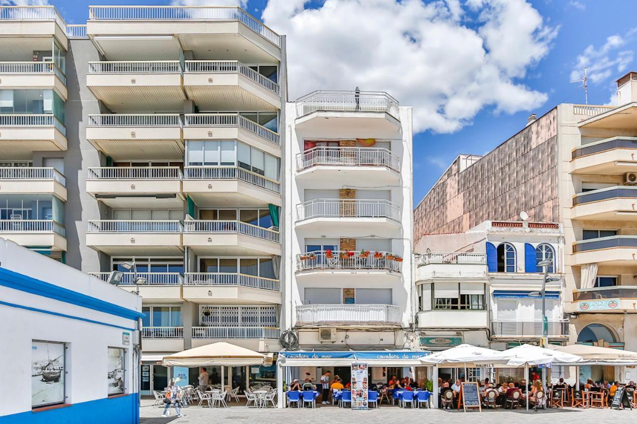 Magnifico Apartamento - Primera Linea De Mar Calafell Bagian luar foto