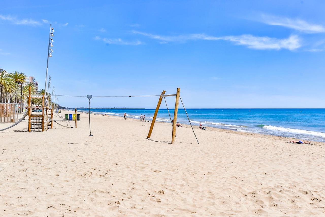 Magnifico Apartamento - Primera Linea De Mar Calafell Bagian luar foto